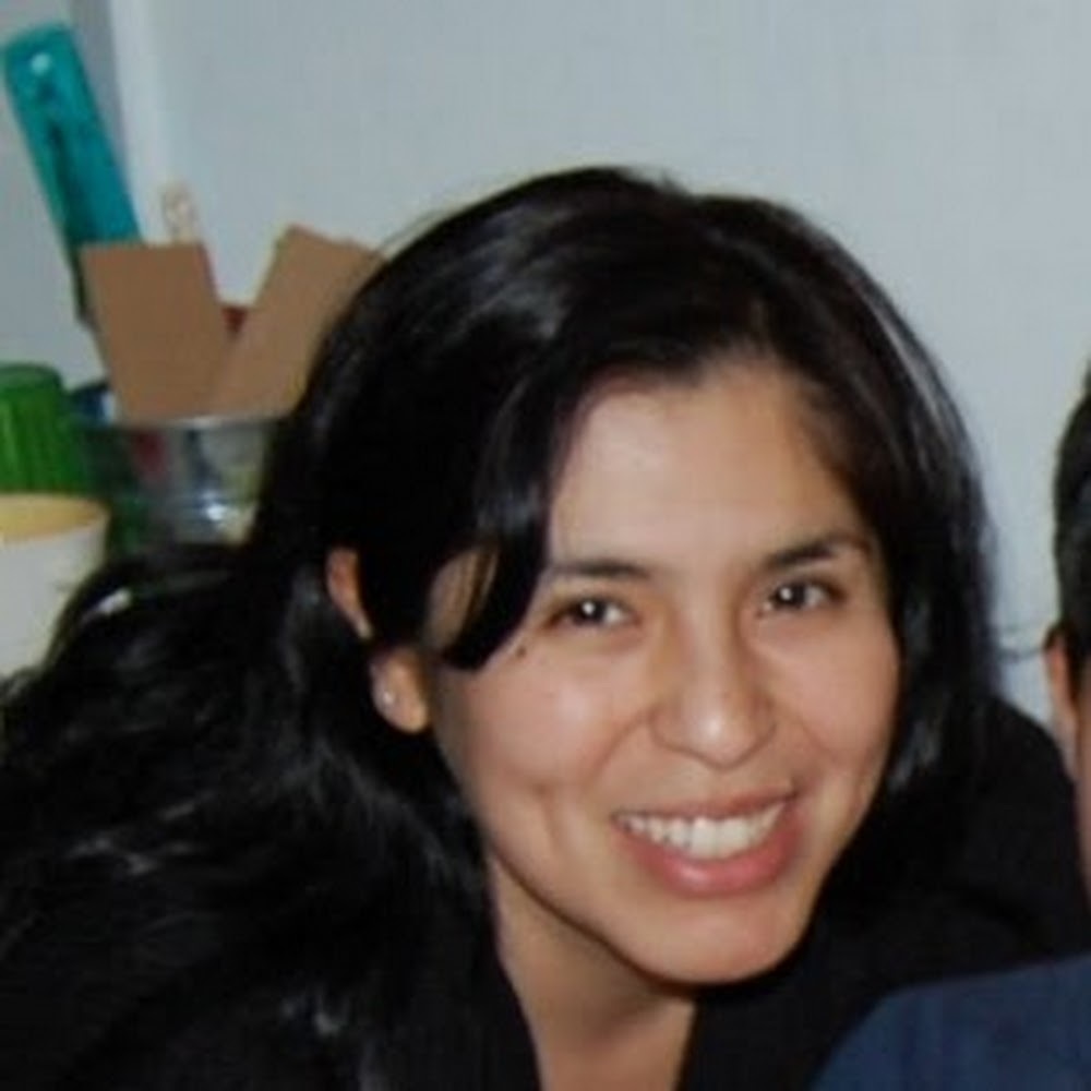 Meet your Posher, Leslie